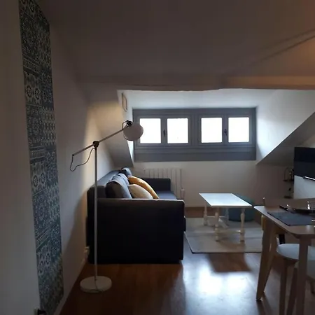 2 Pieces Petit * Bayonne