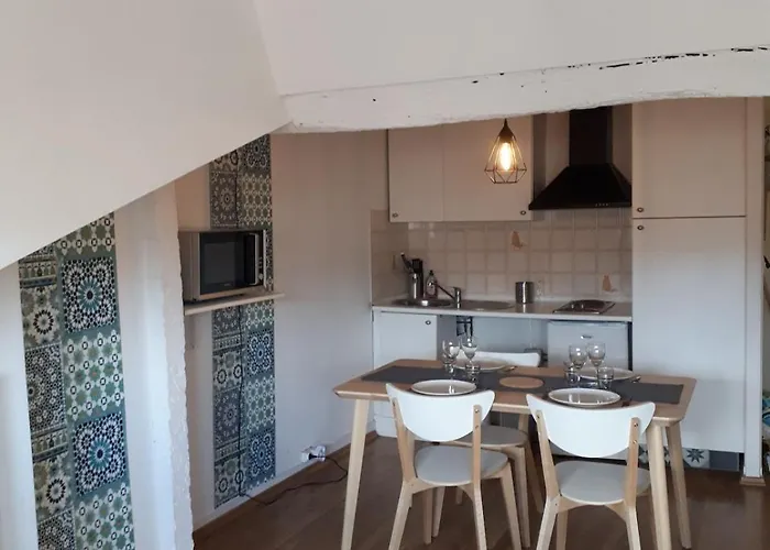 2 Pieces Petit Διαμέρισμα Μπαγιόν