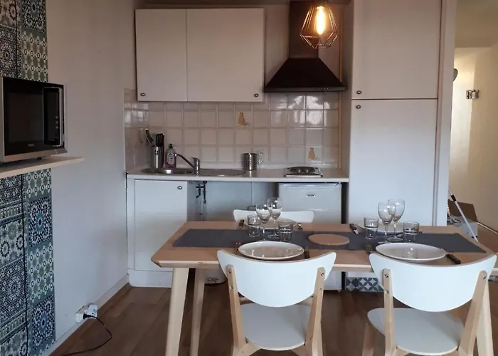 2 Pieces Petit Διαμέρισμα *